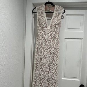 Betsy & Adam White Lace Nude Lining Long Formal 2